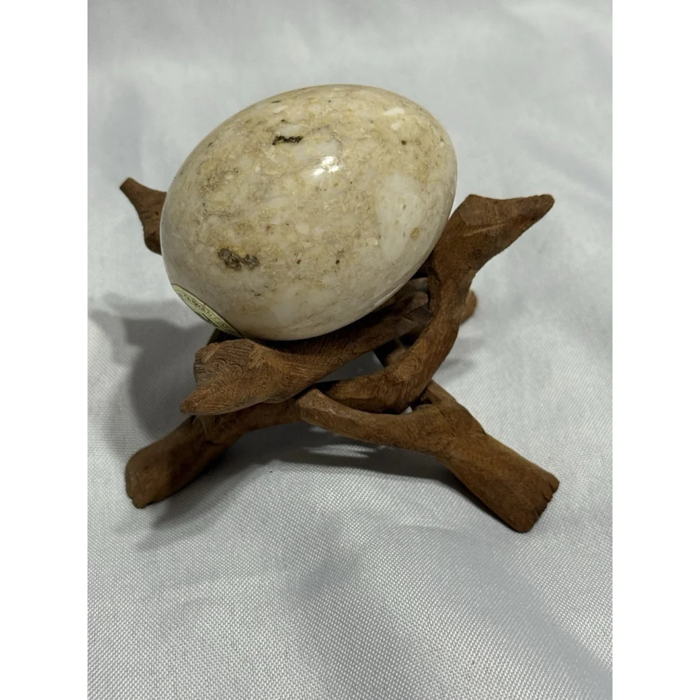 Pier 1 Polished Egg Rock Decorative Paperweight Brown/white Marble Quartz 2 1/2”